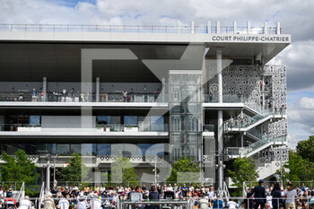 2022-05-25 - Atmosphere (illustration) with the Philippe Chatrier central court from exterior during the French Open, Grand Slam tennis tournament on May 25, 2022 at Roland-Garros stadium in Paris, France - ROLAND-GARROS 2022, FRENCH OPEN 2022, GRAND SLAM TENNIS TOURNAMENT - INTERNATIONALS - TENNIS