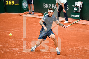 2022-05-25 - Alex Molcan of Slovakia during the French Open, Grand Slam tennis tournament on May 25, 2022 at Roland-Garros stadium in Paris, France - ROLAND-GARROS 2022, FRENCH OPEN 2022, GRAND SLAM TENNIS TOURNAMENT - INTERNATIONALS - TENNIS