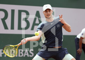 2022-05-26 - Miomir Kecmanovic of Serbia during day 5 of the French Open 2022, Roland-Garros 2022, second Grand Slam tennis tournament of the season on May 26, 2022 at Roland-Garros stadium in Paris, France - TENNIS - ROLAND GARROS 2022 - WEEK 1 PART 2 - INTERNATIONALS - TENNIS
