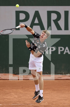 2022-05-26 - Ilya Ivashka of Russia during day 5 of the French Open 2022, Roland-Garros 2022, second Grand Slam tennis tournament of the season on May 26, 2022 at Roland-Garros stadium in Paris, France - TENNIS - ROLAND GARROS 2022 - WEEK 1 PART 2 - INTERNATIONALS - TENNIS