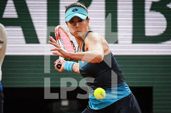 2022-05-26 - Alize CORNET of France during the Day five of Roland-Garros 2022, French Open 2022, Grand Slam tennis tournament on May 26, 2022 at Roland-Garros stadium in Paris, France - TENNIS - ROLAND GARROS 2022 - WEEK 1 PART 2 - INTERNATIONALS - TENNIS