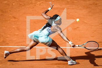 2022-06-02 - Coco GAUFF of United States during the Day twelve of Roland-Garros 2022, French Open 2022, Grand Slam tennis tournament on June 02, 2022 at Roland-Garros stadium in Paris, France - TENNIS - ROLAND GARROS 2022 - WEEK 2 - INTERNATIONALS - TENNIS