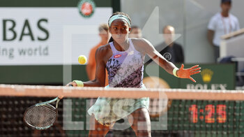 2022-06-02 - Coco Gauff of USA during day 12 of Roland-Garros 2022, French Open 2022, second Grand Slam tennis tournament of the season on June 2, 2022 at Roland-Garros stadium in Paris, France - TENNIS - ROLAND GARROS 2022 - WEEK 2 - INTERNATIONALS - TENNIS