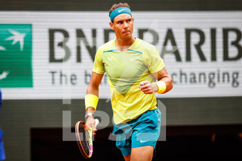 2022-06-05 - Rafael NADAL of Spain celebrates his point during the Day fifteen of Roland-Garros 2022, French Open 2022, Grand Slam tennis tournament on June 05, 2022 at Roland-Garros stadium in Paris, France - TENNIS - ROLAND GARROS 2022 - WEEK 2 - INTERNATIONALS - TENNIS