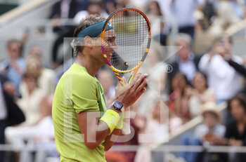 2022-06-05 - Rafael Nadal of Spain celebrates winning the men's final against Casper Ruud of Norway during day 15 of Roland-Garros 2022, French Open 2022, second Grand Slam tennis tournament of the season on June 5, 2022 at Roland-Garros stadium in Paris, France - TENNIS - ROLAND GARROS 2022 - WEEK 2 - INTERNATIONALS - TENNIS