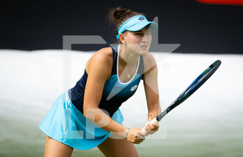 2022-06-13 - Kamilla Rakhimova of Russia in action against Alycia Parks of USA during the second qualifications round of the 2022 bett1Open WTA 500 tennis tournament on June 12, 2022 at Rot-Weiss Tennis Club in Berlin, Germany - TENNIS - WTA - 2022 BETT1OPEN - INTERNATIONALS - TENNIS