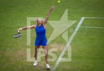 2022-06-13 - Kaia Kanepi of Estonia in action against Karolina Pliskova of the Czech Republic during the first round of the 2022 bett1Open WTA 500 tennis tournament on June 13, 2022 at Rot-Weiss Tennis Club in Berlin, Germany - TENNIS - WTA - 2022 BETT1OPEN - INTERNATIONALS - TENNIS