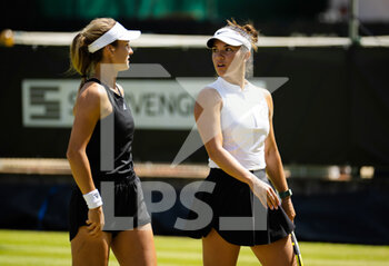 2022-06-15 - Anna Kalinskaya of Russia & Desirae Krawczyk of the United States in action during the first round of doubles at the 2022 bett1Open WTA 500 tennis tournament on June 15, 2022 at Rot-Weiss Tennis Club in Berlin, Germany - TENNIS - WTA - 2022 BETT1OPEN - INTERNATIONALS - TENNIS