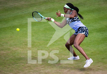 2022-06-16 - Coco Gauff of the United States in action against Xinyu Wang of China during the second round of the 2022 bett1Open WTA 500 tennis tournament on June 16, 2022 at Rot-Weiss Tennis Club in Berlin, Germany - TENNIS - WTA - 2022 BETT1OPEN - INTERNATIONALS - TENNIS