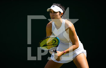 2022-06-28 - Louisa Chirico of the United States in action against Paula Badosa of Spain during the first round of the 2022 Wimbledon Championships, Grand Slam tennis tournament on June 28, 2022 at All England Lawn Tennis Club in Wimbledon near London, England - TENNIS - WIMBLEDON 2022 - INTERNATIONALS - TENNIS
