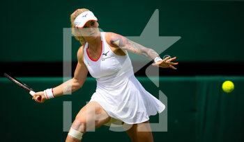 2022-06-29 - Tereza Martincova of the Czech Republic in action against Karolina Pliskova of the Czech Republic during the second round of the 2022 Wimbledon Championships, Grand Slam tennis tournament on June 29, 2022 at All England Lawn Tennis Club in Wimbledon near London, England - TENNIS - WIMBLEDON 2022 - INTERNATIONALS - TENNIS