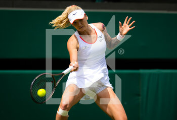 2022-06-29 - Tereza Martincova of the Czech Republic in action against Karolina Pliskova of the Czech Republic during the second round of the 2022 Wimbledon Championships, Grand Slam tennis tournament on June 29, 2022 at All England Lawn Tennis Club in Wimbledon near London, England - TENNIS - WIMBLEDON 2022 - INTERNATIONALS - TENNIS