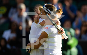 2022-06-30 - Kirsten Flipkens of Belgium after the second round against Simona Halep of Romania at the 2022 Wimbledon Championships, Grand Slam tennis tournament on June 30, 2022 at All England Lawn Tennis Club in Wimbledon near London, England - TENNIS - WIMBLEDON 2022 - INTERNATIONALS - TENNIS
