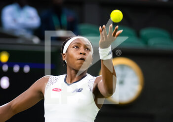 2022-06-30 - Coco Gauff of the United States in action against Mihaela Buzarnescu of Romania during the second round of the 2022 Wimbledon Championships, Grand Slam tennis tournament on June 30, 2022 at All England Lawn Tennis Club in Wimbledon near London, England - TENNIS - WIMBLEDON 2022 - INTERNATIONALS - TENNIS
