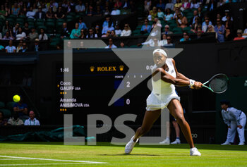 2022-07-02 - Cori Gauff of the United States in action against Amanda Anisimova of the United States during the third round of the 2022 Wimbledon Championships, Grand Slam tennis tournament on July 2, 2022 at All England Lawn Tennis Club in Wimbledon near London, England - TENNIS - WIMBLEDON 2022 - INTERNATIONALS - TENNIS