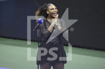 2022-08-30 - Serena Williams of USA during a ceremony celebrating her carreer following her first round victory during day 1 of the US Open 2022, 4th Grand Slam tennis tournament of the season on August 29, 2022 at USTA National Tennis Center in New York, United States - TENNIS - US OPEN 2022 - WEEK 1 - INTERNATIONALS - TENNIS