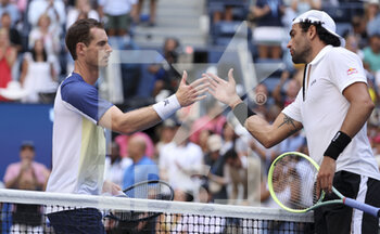 2022-09-02 - Andy Murray of Great Britain, Matteo Berretini of Italy during day 5 of the US Open 2022, 4th Grand Slam tennis tournament of the season on September 2, 2022 at USTA National Tennis Center in New York, United States - TENNIS - US OPEN 2022 - WEEK 1 - INTERNATIONALS - TENNIS