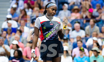 04/09/2022 - Coco Gauff of the United States during day 7 of the US Open 2022, 4th Grand Slam tennis tournament of the season on September 4, 2022 at USTA National Tennis Center in New York, United States - TENNIS - US OPEN 2022 - WEEK 2 - INTERNAZIONALI - TENNIS