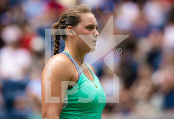 05/09/2022 - Jule Niemeier of Germany during day 8 of the US Open 2022, 4th Grand Slam tennis tournament of the season on September 4, 2022 at USTA National Tennis Center in New York, United States - TENNIS - US OPEN 2022 - WEEK 2 - INTERNAZIONALI - TENNIS