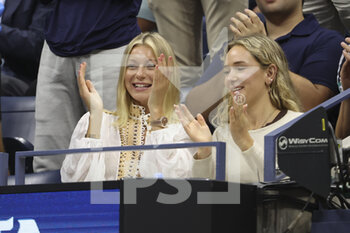 05/09/2022 - Maria Galligani (left), girlfriend of Casper Ruud of Norway during day 9 of the US Open 2022, 4th Grand Slam tennis tournament of the season on September 6, 2022 at USTA National Tennis Center in New York, United States - TENNIS - US OPEN 2022 - WEEK 2 - INTERNAZIONALI - TENNIS