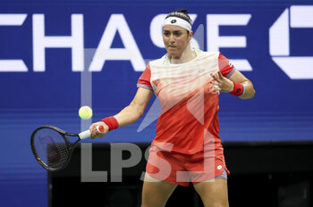 05/09/2022 - Ons Jabeur of Tunisia during day 9 of the US Open 2022, 4th Grand Slam tennis tournament of the season on September 6, 2022 at USTA National Tennis Center in New York, United States - TENNIS - US OPEN 2022 - WEEK 2 - INTERNAZIONALI - TENNIS