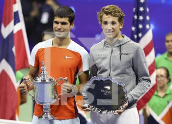 11/09/2022 - Winner Carlos Alcaraz of Spain, finalist Casper Ruud of Norway during the men's final trophy ceremony on day 14 of the US Open 2022, 4th Grand Slam tennis tournament of the season on September 11, 2022 at USTA National Tennis Center in New York, United States - TENNIS - US OPEN 2022 - WEEK 2 - INTERNAZIONALI - TENNIS