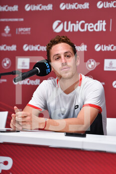 2022-10-12 - Press conference post-match of Roberto Carballes Baena of Spain - UNICREDIT FIRENZE OPEN - ROUND OF 16 - ROBERTO CARBALLES BAENA VS MATTEO BERRETTINI - INTERNATIONALS - TENNIS
