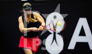 2022-10-01 - Tamara Korpatsch of Germany in action against Gabriela Lee of Romania during the first qualifications round of the 2022 Agel Open WTA 500 tennis tournament on October 1, 2022 in Ostrava, Czech Republic - TENNIS - WTA - AGEL OPEN 2022 - INTERNATIONALS - TENNIS