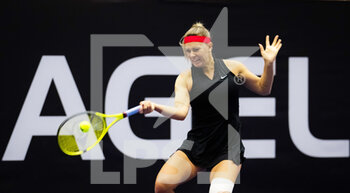 2022-10-01 - Dalma Galfi of Hungary in action against Eugenie Bouchard of Canada during the second qualifications round of the 2022 Agel Open WTA 500 tennis tournament on October 2, 2022 in Ostrava, Czech Republic - TENNIS - WTA - AGEL OPEN 2022 - INTERNATIONALS - TENNIS