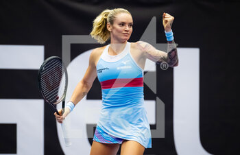 2022-10-03 - Tereza Martincova of the Czech Republic in action during the first round of the 2022 Agel Open WTA 500 tennis tournament on October 3, 2022 in Ostrava, Czech Republic - TENNIS - WTA - AGEL OPEN 2022 - INTERNATIONALS - TENNIS