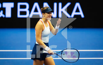 2022-10-03 - Belinda Bencic of Switzerland in action during the first round of the 2022 Agel Open WTA 500 tennis tournament on October 4, 2022 in Ostrava, Czech Republic - TENNIS - WTA - AGEL OPEN 2022 - INTERNATIONALS - TENNIS