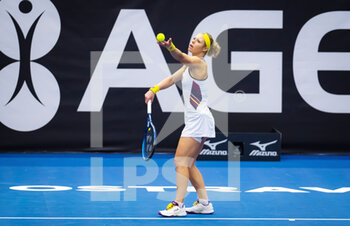 2022-10-07 - Laura Siegemund of Germany in action during the doubles quarter-final of the 2022 Agel Open WTA 500 tennis tournament on October 7, 2022 in Ostrava, Czech Republic - TENNIS - WTA - AGEL OPEN 2022 - INTERNATIONALS - TENNIS