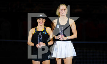 2022-10-09 - Alicja Rosolska of Poland & Erin Routliffe of New Zealand during the trophy ceremony after the doubles final of the 2022 Agel Open WTA 500 tennis tournament on October 9, 2022 in Ostrava, Czech Republic - TENNIS - WTA - AGEL OPEN 2022 - INTERNATIONALS - TENNIS