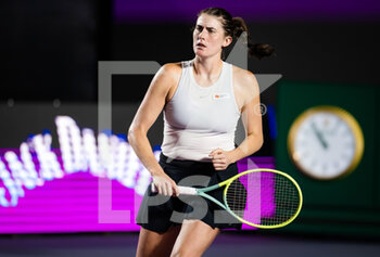 2022-10-18 - Rebecca Marino of Canada in action against Caroline Garcia of France during the second round of the 2022 WTA Guadalajara Open Akron WTA 1000 tennis tournament on October 18, 2022 in Guadalajara, Mexico - TENNIS - WTA - GUADALAJARA OPEN AKRON 2022 - INTERNATIONALS - TENNIS