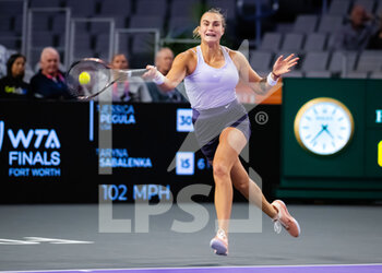 2022-11-04 - Aryna Sabalenka of Belarus in action against Jessica Pegula of the United States during the third round-robin match at the 2022 WTA Finals Fort Worth tennis tournament on November 4, 2022 in Fort Worth, United States - TENNIS - 2022 WTA FINALS FORT WORTH - INTERNATIONALS - TENNIS