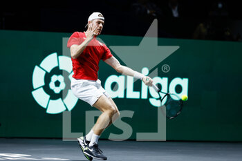 24/11/2022 - Denis Shapovalov of Canada in action against Jan-Lennard Struff of Germany during the first tennis match from Davis Cup Finals 2022, Quarter-Finals round, played between Germany and Canada on november 24, 2022 at Palacio de Deportes Martin Carpena pavilion in Malaga, Spain - TENNIS - DAVIS CUP FINALS 2022 - GERMANY V CANADA - INTERNAZIONALI - TENNIS
