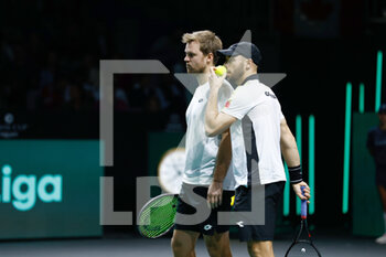 24/11/2022 - Kevin Krawietz and Tim Puetz of Germany play doubles against Vasek Pospisil and Denis Shapovalov of Canada during the third doubles tennis match from Davis Cup Finals 2022, Quarter-Finals round, played between Germany and Canada on november 24, 2022 at Palacio de Deportes Martin Carpena pavilion in Malaga, Spain - TENNIS - DAVIS CUP FINALS 2022 - GERMANY V CANADA - INTERNAZIONALI - TENNIS