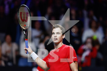 2022-11-26 - Vasek Popisil of Canada plays doubles and celebrates the victory against Matteo Berretini and Fabio Fognini of Italy during the third doubles tennis match from Davis Cup Finals 2022, Semi-Finals round, played between Italy and Canada on november 26, 2022 at Palacio de Deportes Martin Carpena pavilion in Malaga, Spain - TENNIS - DAVIS CUP FINALS 2022 - ITALY V CANADA - INTERNATIONALS - TENNIS