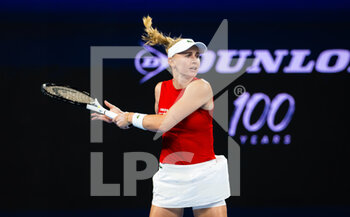2022-12-30 - Jil Teichmann of Switzerland in action during the second round-robin match at the 2023 United Cup Brisbane tennis tournament on December 30, 2022 in Brisbane, Australia - TENNIS - UNITED CUP 2023 - INTERNATIONALS - TENNIS