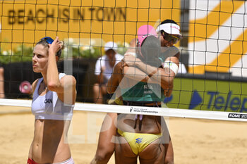 2022-06-17 - Duda (BRA) and Ana Patrícia (BRA)  during the Beach Volleyball World Championships quarterfinals on 17th June 2022 at the Foro Italico in Rome, Italy. - BEACH VOLLEYBALL WORLD CHAMPIONSHIPS (QUARTERFINALS) - BEACH VOLLEY - VOLLEYBALL