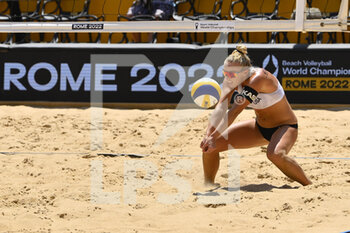 2022-06-17 - Sara Hughes (USA)  during the Beach Volleyball World Championships quarterfinals on 17th June 2022 at the Foro Italico in Rome, Italy. - BEACH VOLLEYBALL WORLD CHAMPIONSHIPS (QUARTERFINALS) - BEACH VOLLEY - VOLLEYBALL