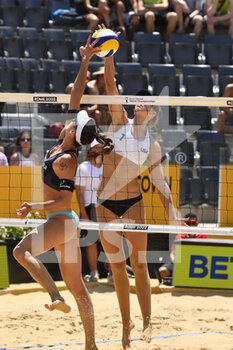 2022-06-17 - Kelley Kolinske (USA)  during the Beach Volleyball World Championships quarterfinals on 17th June 2022 at the Foro Italico in Rome, Italy. - BEACH VOLLEYBALL WORLD CHAMPIONSHIPS (QUARTERFINALS) - BEACH VOLLEY - VOLLEYBALL