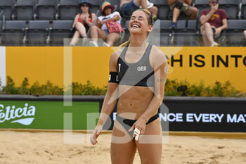 2022-06-17 - Clancy/Mariafe (AUS) vs Muller/Tillmann (GER) during the Beach Volleyball World Championships quarterfinals on 17th June 2022 at the Foro Italico in Rome, Italy. - BEACH VOLLEYBALL WORLD CHAMPIONSHIPS (QUARTERFINALS) - BEACH VOLLEY - VOLLEYBALL