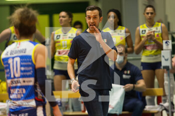 2022-03-09 - Head Coach DANIELE SANTARELLI (Imoco Volley Conegliano) - QUARTER FINALS - VERO VOLLEY MONZA VS CARRARO IMOCO VOLLEY CONEGLIANO - CHAMPIONS LEAGUE WOMEN - VOLLEYBALL