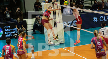 2022-12-07 - Attack of MAGDALENA STYSIAK (Vero Volley Milano) during first day of Champions League Women between Vero Volley Milano vs Prometey Dnipro - VERO VOLLEY MILANO VS SC 