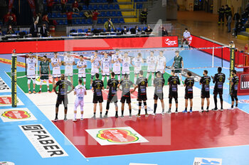 2022-01-16 - Players take to the volleyball court - QUARTI - CUCINE LUBE CIVITANOVA VS ALLIANZ MILANO - ITALIAN CUP - VOLLEYBALL