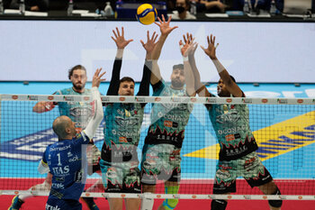 2022-03-06 - Block of Sebastian Sole - Sir Safety Conad Perugia and Wilfredo Leon Venero - Sir Safety Conad Perugia Simone Giannelli - Sir Safety Conad Perugia - FINAL - SIR SAFETY CONAD PERUGIA VS ITAS TRENTINO - ITALIAN CUP - VOLLEYBALL