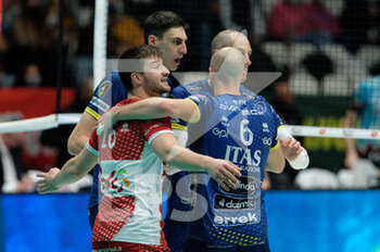 2022-03-06 - Exultation of ITAS Trentino - FINAL - SIR SAFETY CONAD PERUGIA VS ITAS TRENTINO - ITALIAN CUP - VOLLEYBALL