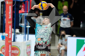 2022-03-06 - Set of Simone Giannelli - Sir Safety Conad Perugia - FINAL - SIR SAFETY CONAD PERUGIA VS ITAS TRENTINO - ITALIAN CUP - VOLLEYBALL