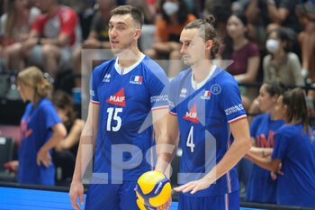 2022-07-21 - Mederic Henry (FRA)and Jean Patry (FRA) - VOLLEYBALL NATIONS LEAGUE MAN - QUARTER OF FINALS - FRANCE VS JAPAN - INTERNATIONALS - VOLLEYBALL